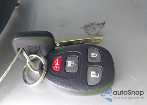 2018 Chevrolet Express 2500 Work Van z USA, uszkodzony, nr VIN 1GCWGAFP0J1342902